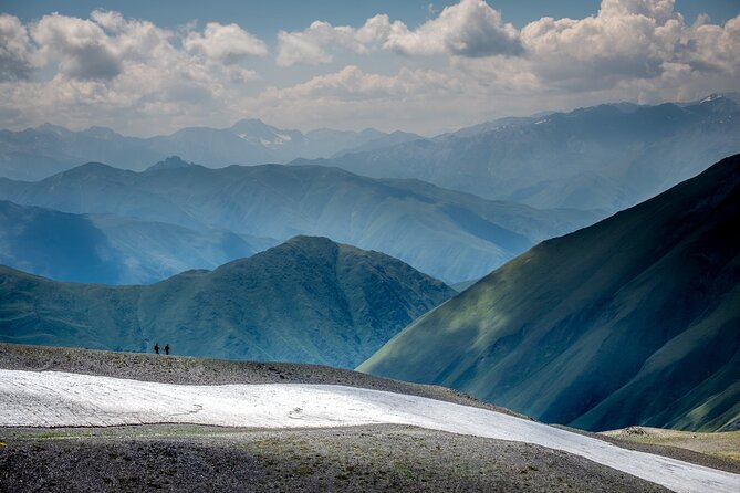 Round Trip Bus Transfer to Juta from Kazbegi - Comfort and group size: shared ride without the chaos