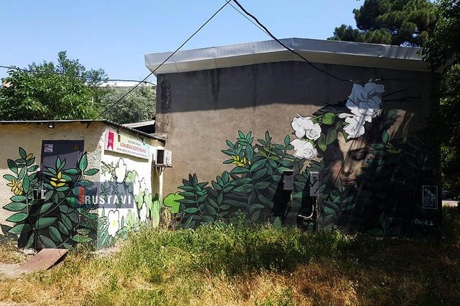 Rustavi Back in a USSR + wine tasting + Off-road to David Gareji& Natlismtsemeli - Wine tasting included, with a day that already takes care of the planning