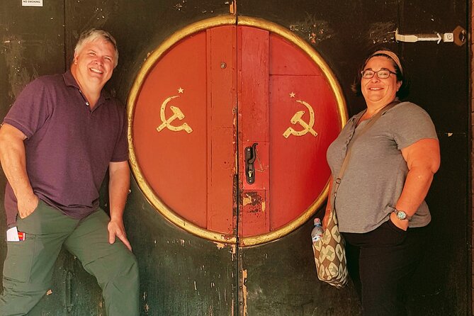 Soviet Tbilisi Tour - Off the beaten path - A Soviet Side of Tbilisi You Can Walk Through