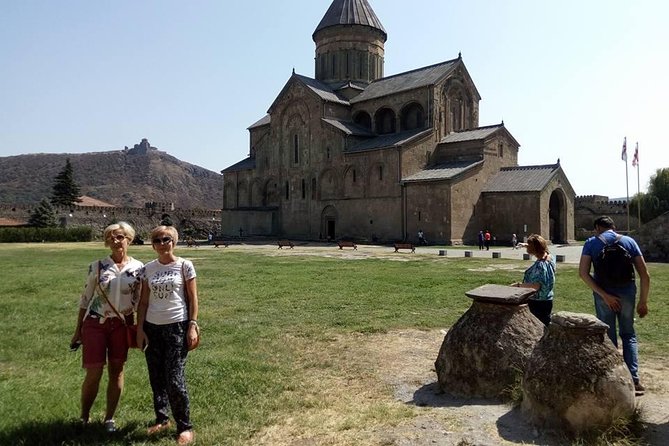 Tbilisi and Mtskheta cities private, cultural tour - Metekhi Cathedral: Cliffside Views and a 13th-Century Place to Orient Yourself