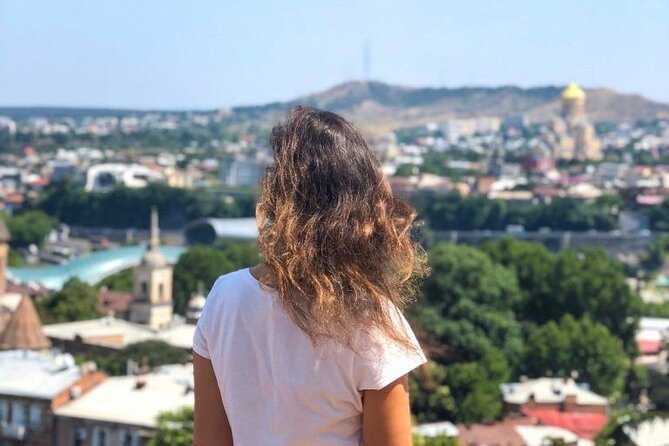 Tbilisi:Evening Walking & Talking Tour with Wine & Boat Ride - Starting at Rose Revolution Square, then getting oriented fast