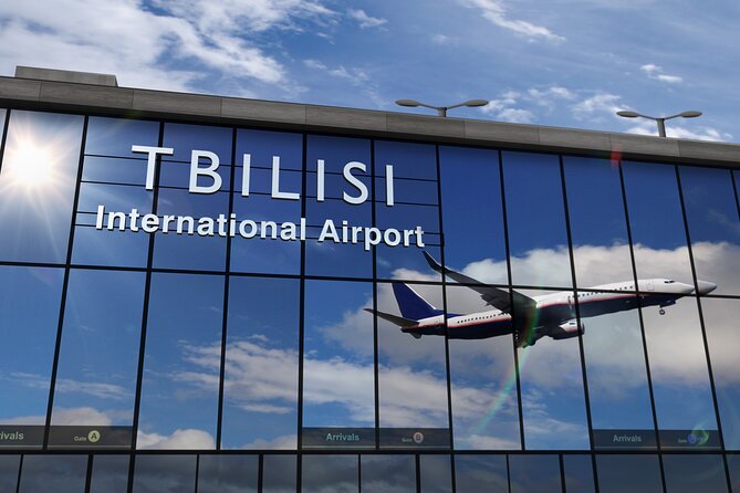 Tbilisi Private Arrival Airport Transfer - Inside the vehicle: roomy comfort up to 7 passengers