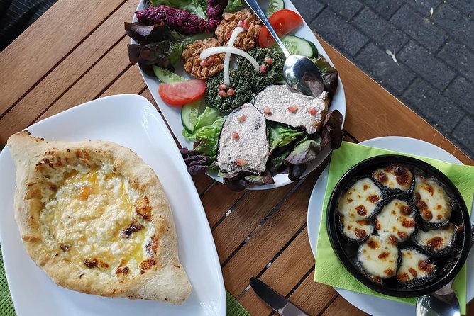 Tbilisi Private Food and Wine Tour with Lunch and Tastings - Stop 2: Funicular to Mtatsminda Park for Acharuli Khachapuri