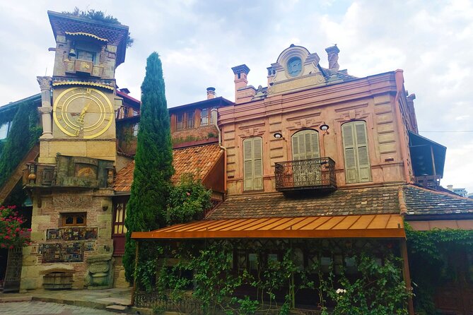 Tbilisi Walking Tour with Cable Car, Wine Tasting & Bread Bite - Cable car to Mother of Kartli, where wine and a sword tell a story