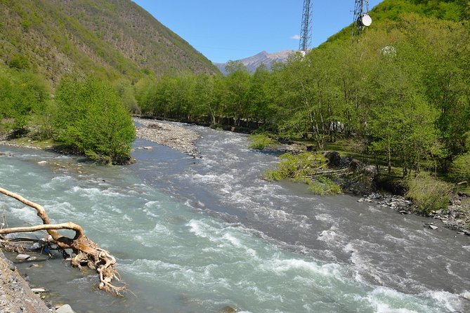 Tour to Kazbegi: Georgian Military Road – Ananuri – Gudaury – Kazbegi - Pickup, Timing, and How You Experience the Day