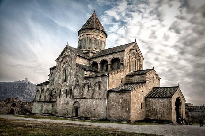 Uplistsikhe, Mtskheta and Jvari - historical private day tour from Tbilisi - Mtskheta’s Svetitskhoveli and Samtavro, the Christian turn of the country