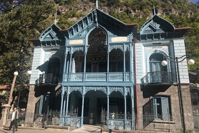 Vardzia caves - Rabati castle - Borjomi park from Tbilisi one-day tour - A long day trip that actually feels organized from Tbilisi